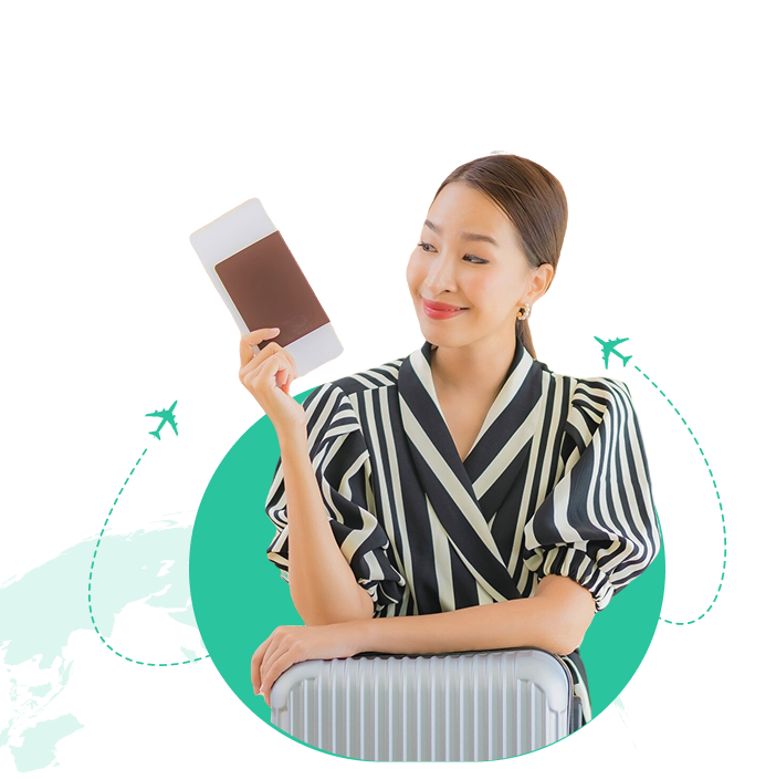 Wanita profesional memegang paspor